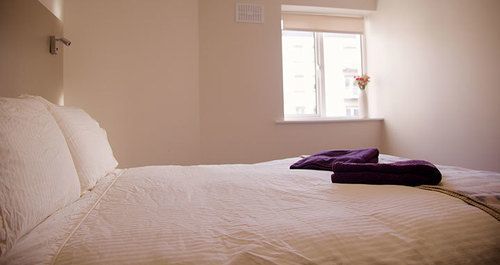 Abbey Court Hostal *